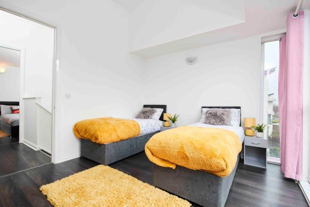 Dellehomes- Free Parking, Wfh, Family-Friendly Manchester Exterior foto
