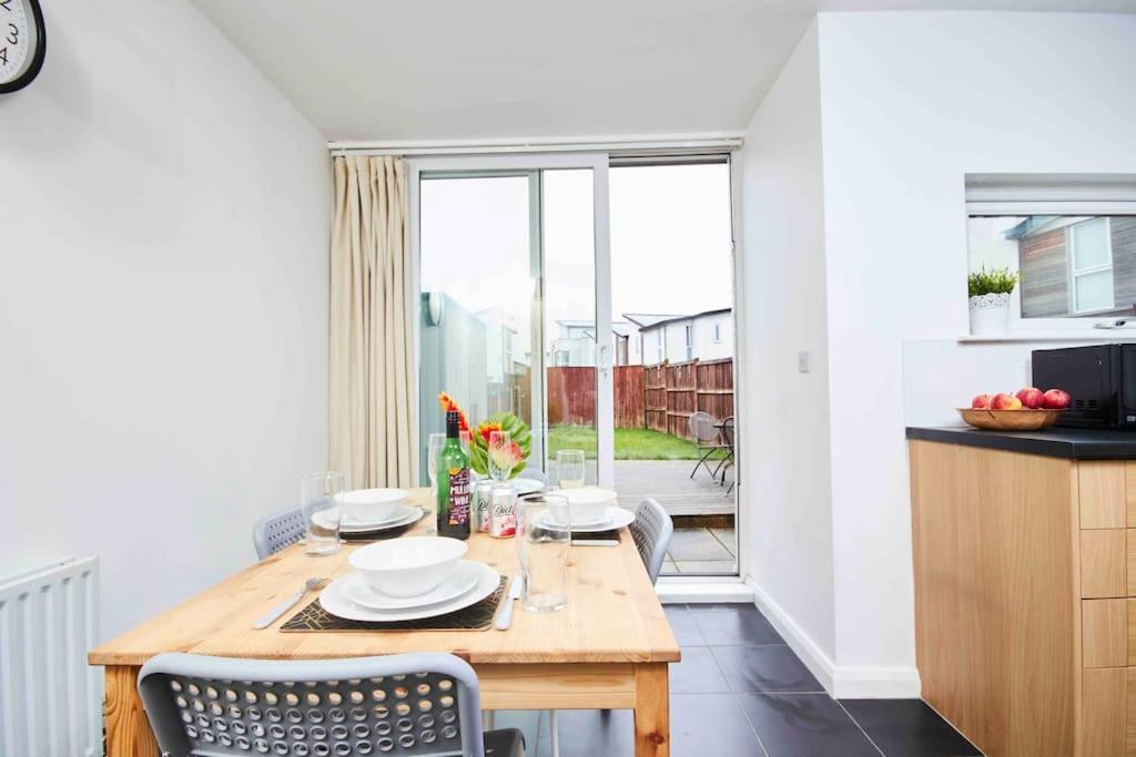 Dellehomes- Free Parking, Wfh, Family-Friendly Manchester Exterior foto