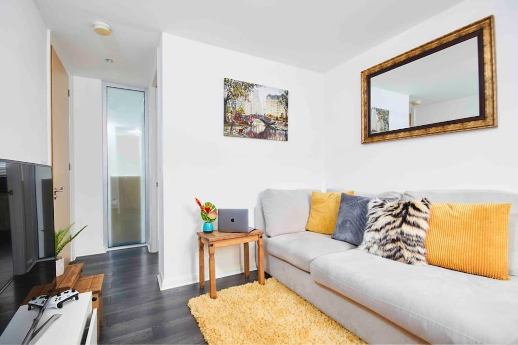 Dellehomes- Free Parking, Wfh, Family-Friendly Manchester Exterior foto